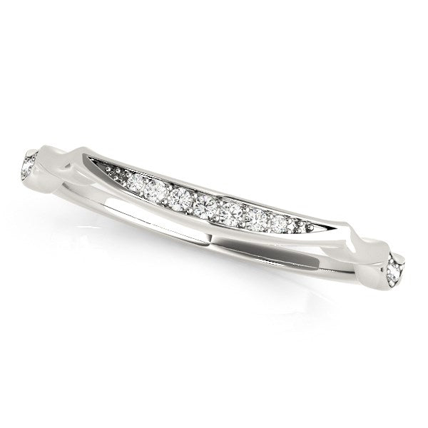 14k White Gold Unique Graduated Style Diamond Wedding Band (1/10 cttw) - The Best Accessory