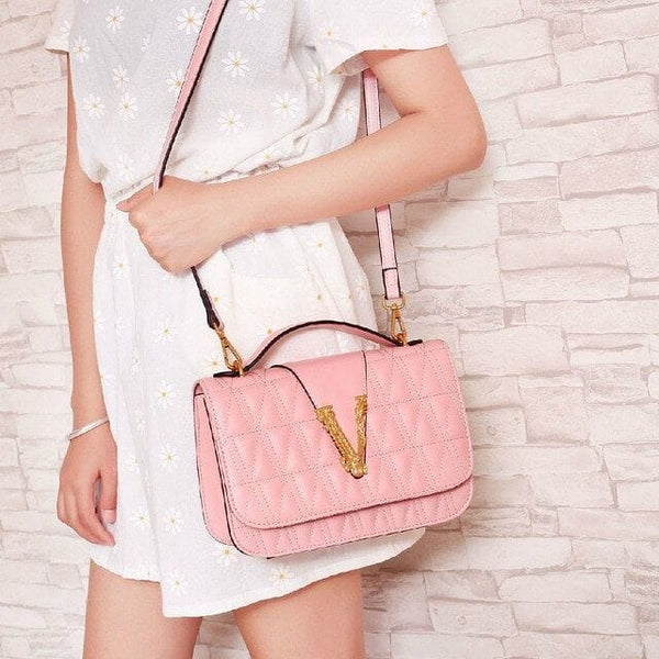 The Best Accessory pink / 27cm 15cm 21cm Luxury Metal V Letter Handbag