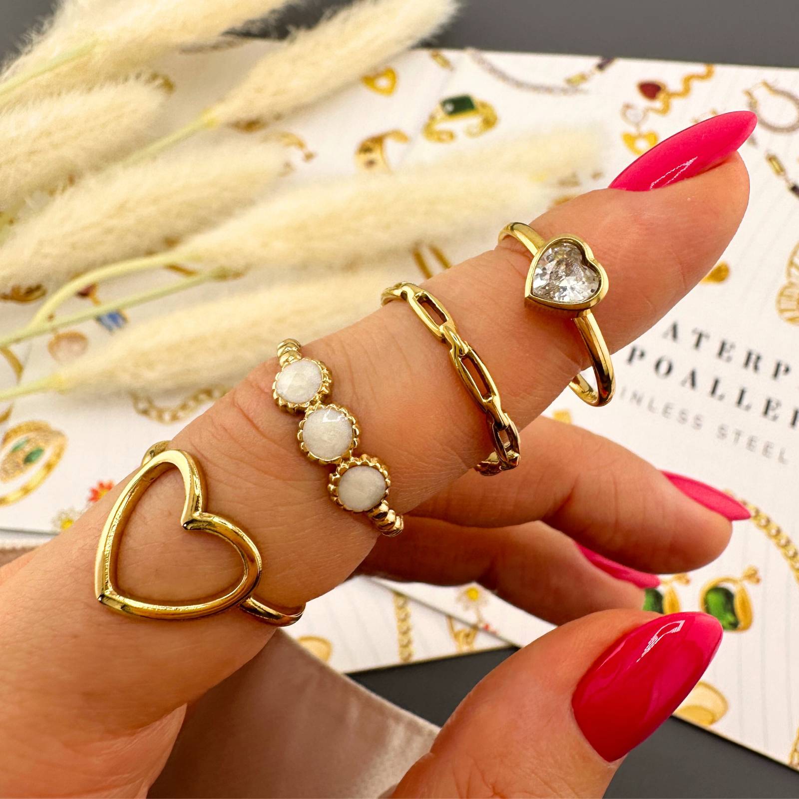 18K gold plated Stainless steel  Heart finger ring, Intensity - The Best Accessory