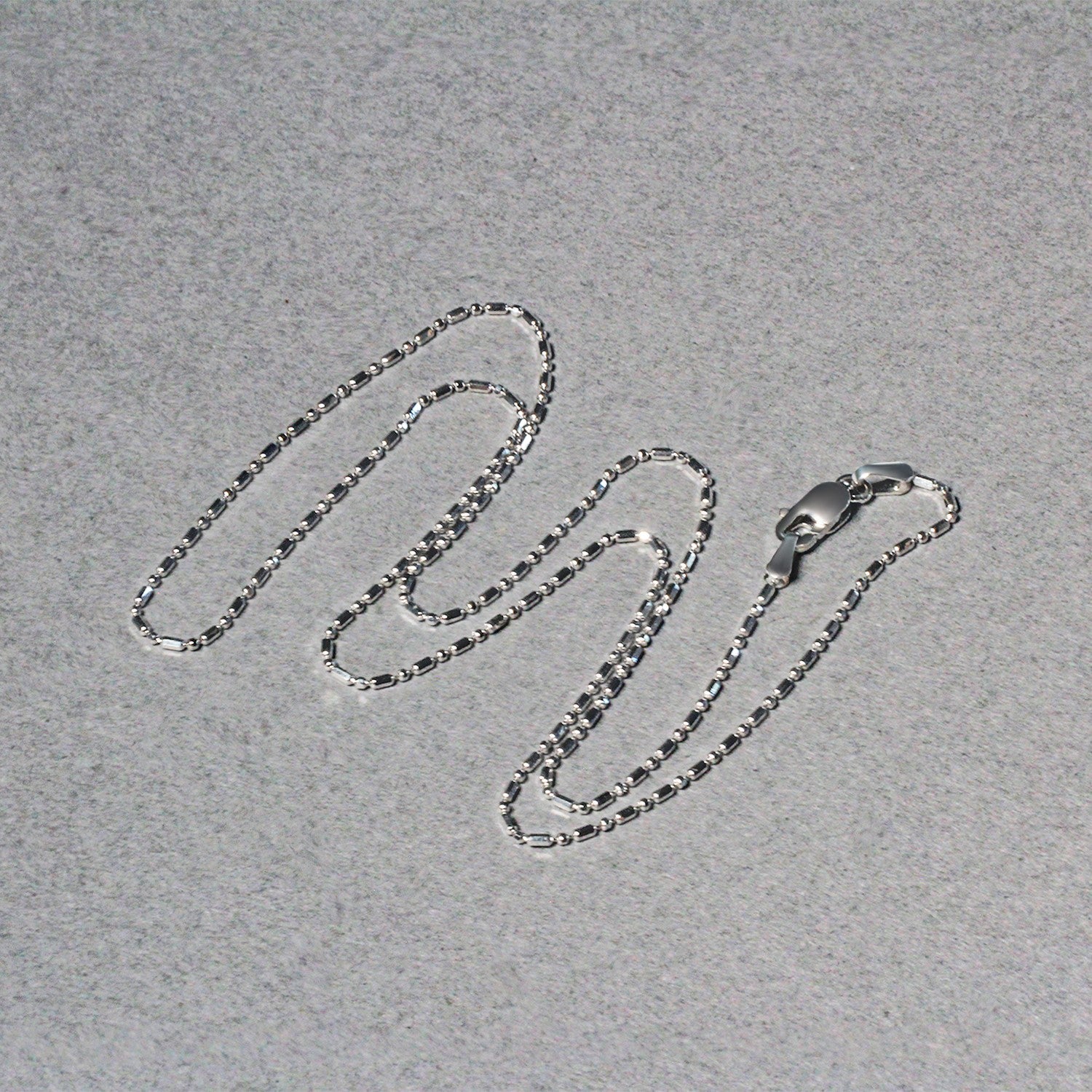 14k White Gold Diamond-Cut Bead Chain (0.90 mm) - The Best Accessory