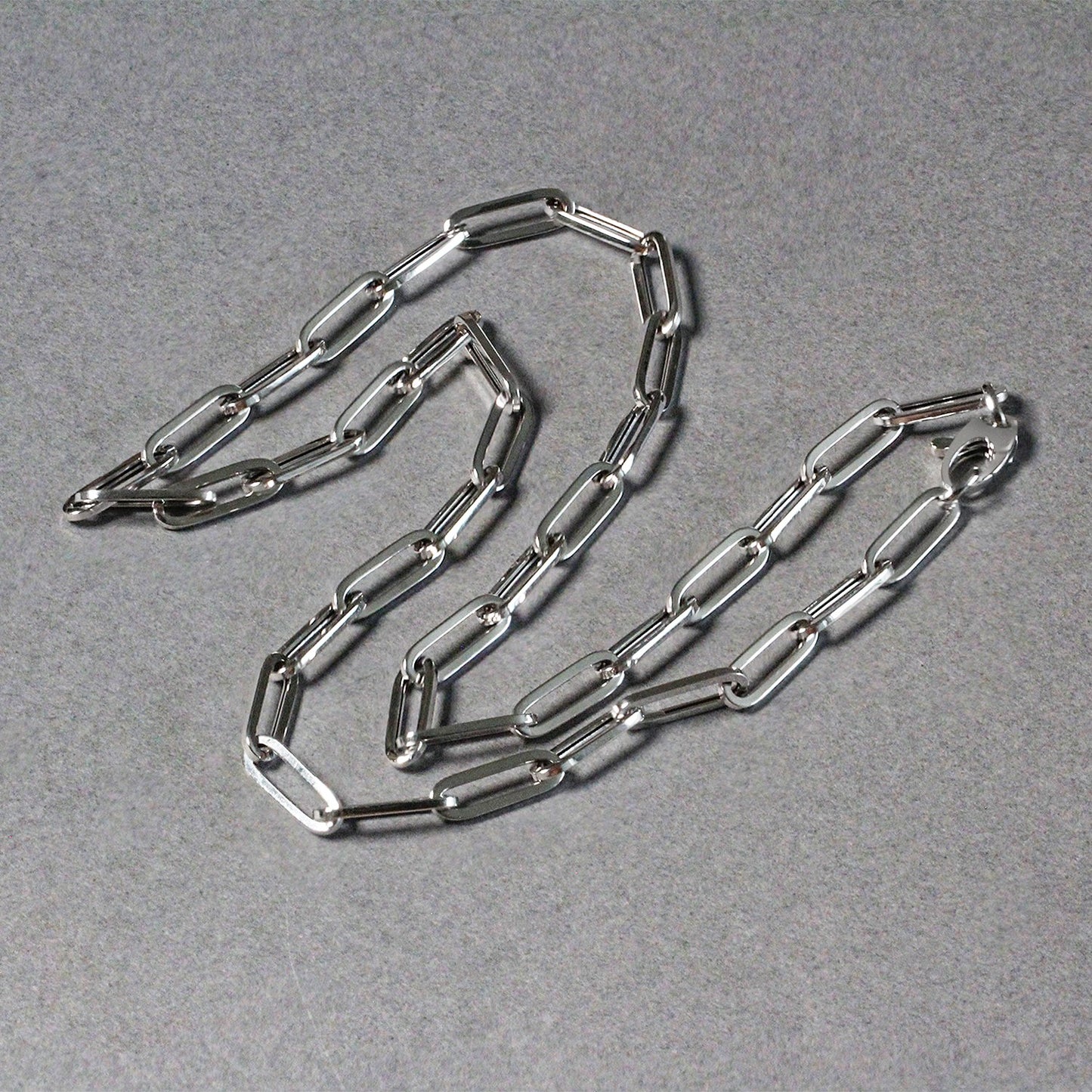 14k White Gold Bold Paperclip Chain (4.2 mm) - The Best Accessory