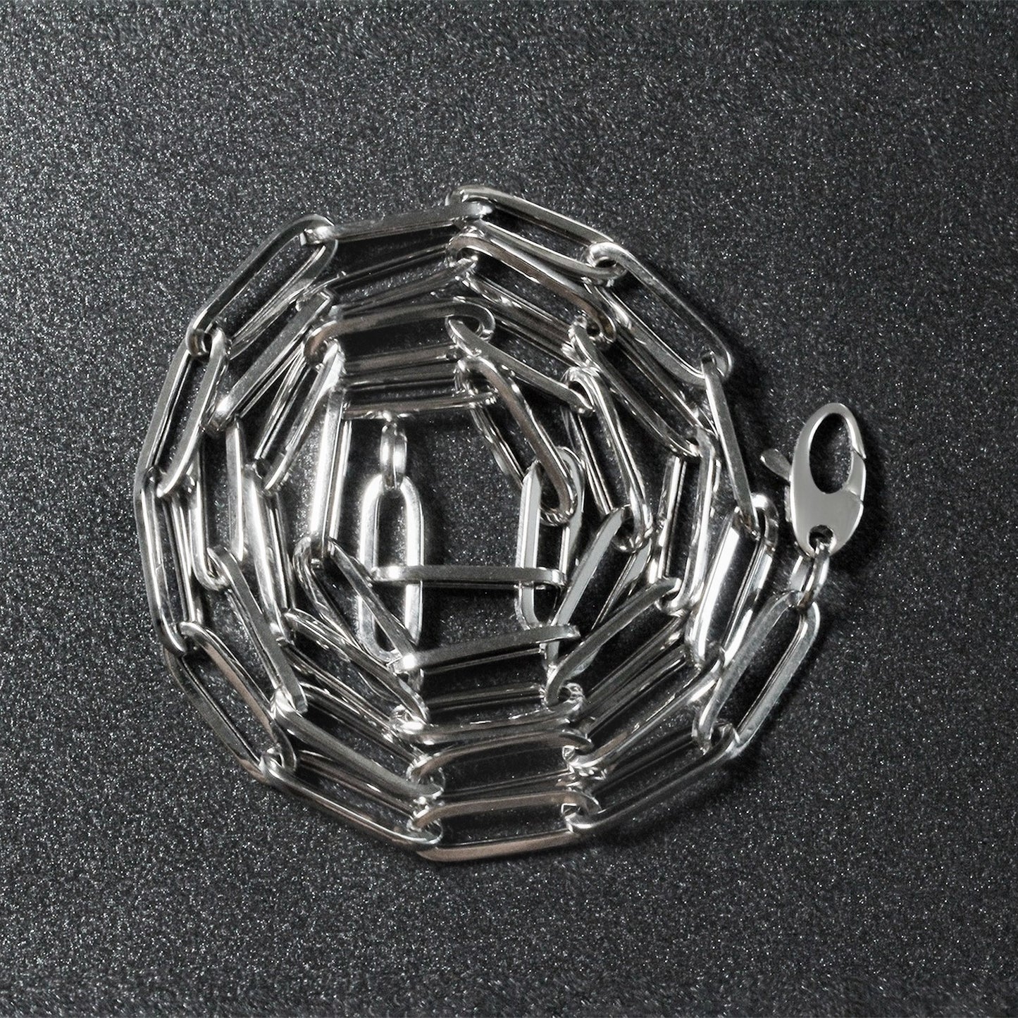 14k White Gold Bold Paperclip Chain (4.2 mm) - The Best Accessory