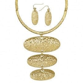 The Best Accessory Embossed Oval Trio Layer Necklace Set